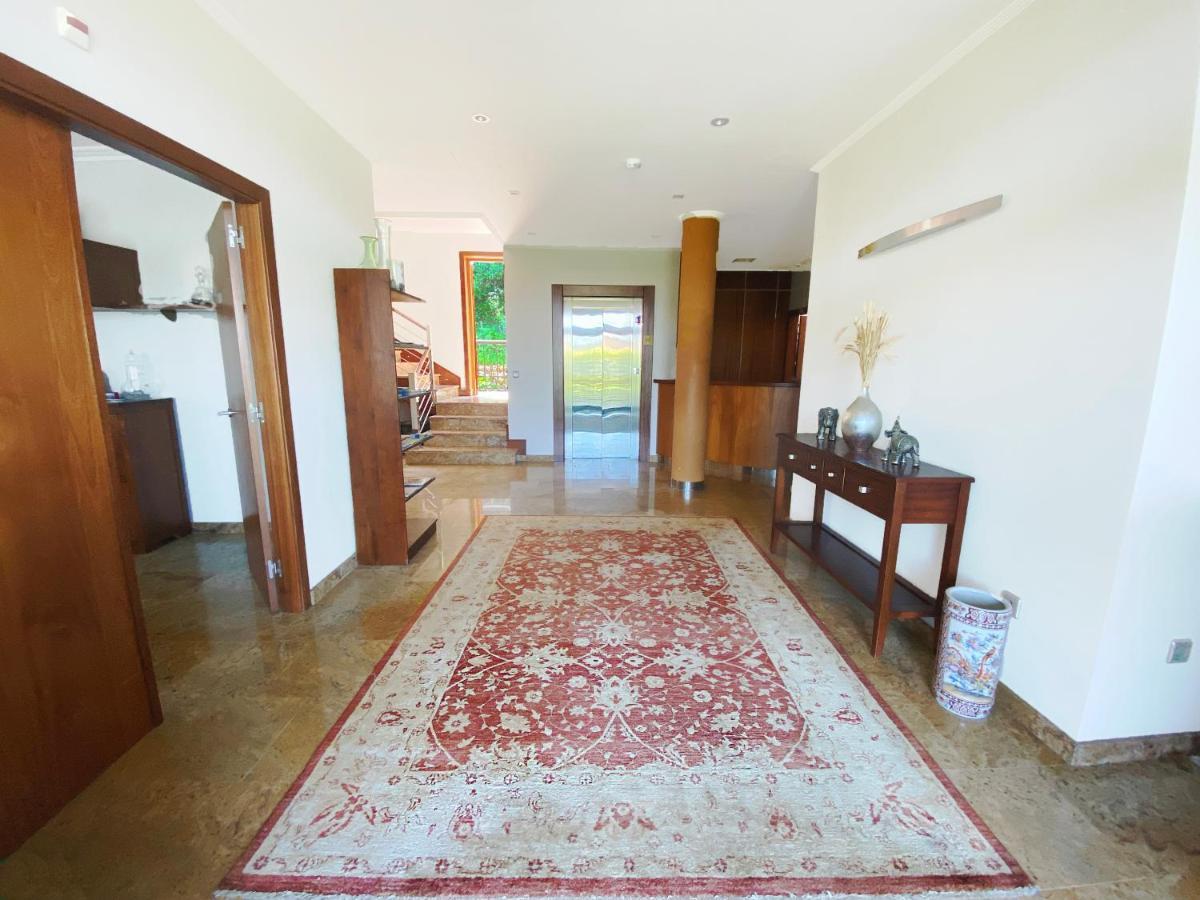 Hotel Entrerobles Sabaris エクステリア 写真